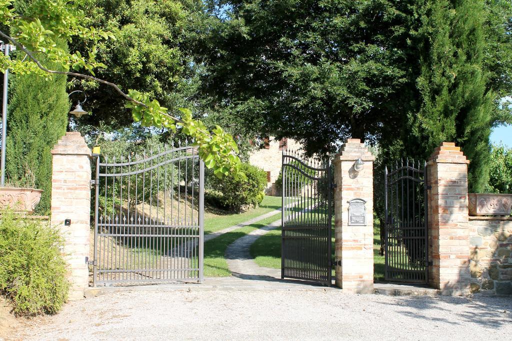 Ravigliano Agriturismo Malagronda מראה חיצוני תמונה
